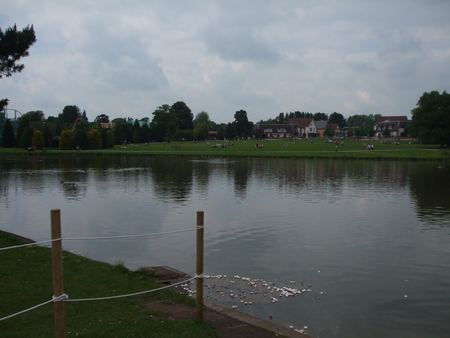 Alton Towers Lake - water, lakes, theme park, alton towers