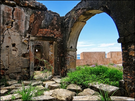 Old Arch - arch, green, rock, old