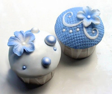 Blue sweet cookies - white, pearls, muffin, blue, sweet, flowers, cookies