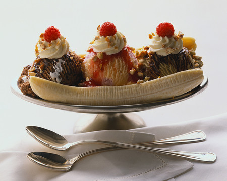 banana split - ice cream, banana split, banana, raspberry, cream, cold, ice-cream, sweet, three scoops