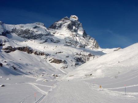 The Last Run - ski, winter, cervinia, snow, sunshine, skiing