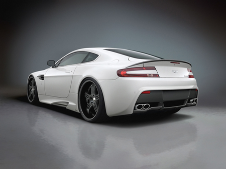 aston martin vantage