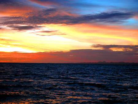 walea island sunset - sky, ocean, sea, clouds