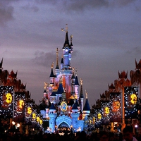 * Disneyland Paris *