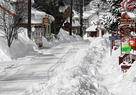 *Winter in Quebec* - oras, iarna, frumos, zapada