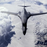 B1 Lancer