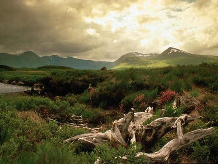 scotland - sunshine, clouds, green, mountains, grass