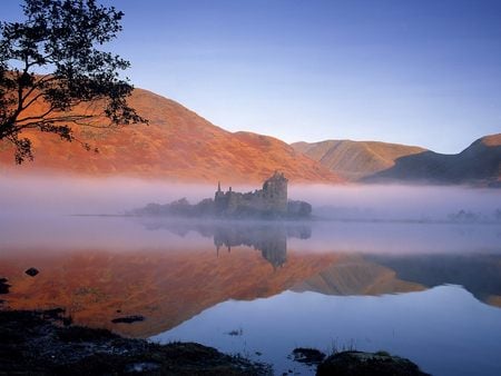 Scotland - Scotch Mist On Loch Awe & Kilchurn Castle