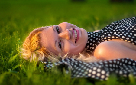 Beauty on the grass - blondie, female, people, beauty, models, grass