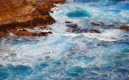 Turbulent Waves - stone, ocean, turbulent, blue, water, rock, noise, waves