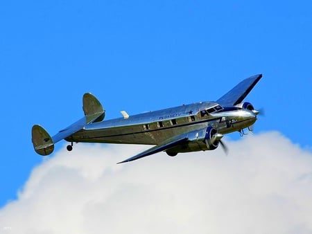 Lockheed Electra - twin, sky, lockheed, engine, plae, airplane, antique, electra, vintage, classic