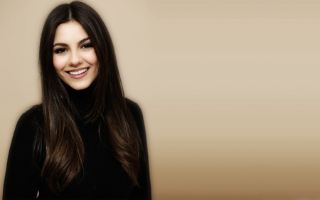 Victoria Justice - victoria justice, people, actresses, beautiful, celebrity, singer, music, entertainment