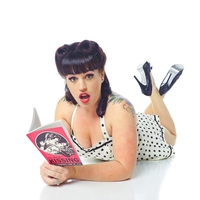 Shannon-Pinup-Girl