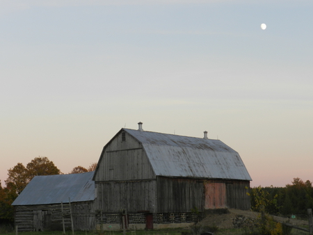 Late Summer Evening - moon, barn, relaxing, evening