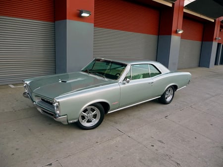 Pontiac GTO 1966 - muscle, car, power, thrill