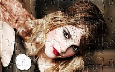 Puzzled Emma - watson, jigsaw, puzzle, emma