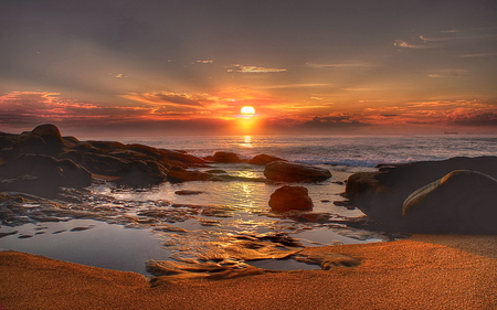 Amazing sunrise - sunlight, beach, amazing, red sky, sea, sunrise