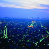 paris by night 