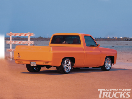 A Life Of Its Own - bowtie, orange, gm, classic