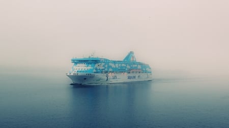 transatlantic cruise - ship, painted, ocean, mist