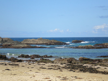 MYSTERY BAY - beach, sand, rocks, waves