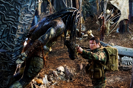 Predators - predator, movie, sword, predatos, movies