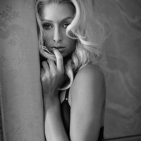 paris hilton